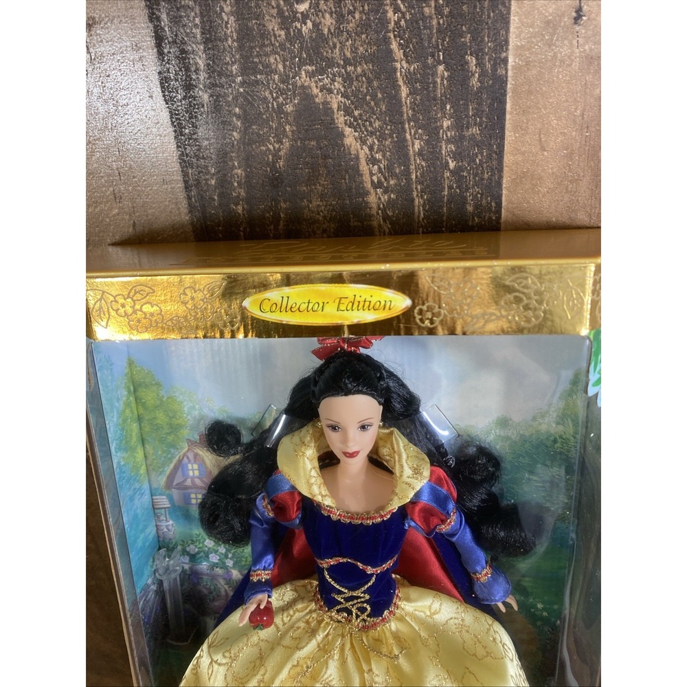 Vintage 1998 Barbie As Snow White Doll Collector Edition New Collector Series - Picture 5 of 15